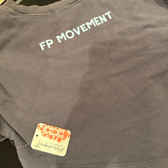 FP Movement Women's Hot Shot Logo
Crossover 2-Piece Set 🌸 - Picture 12 of 14